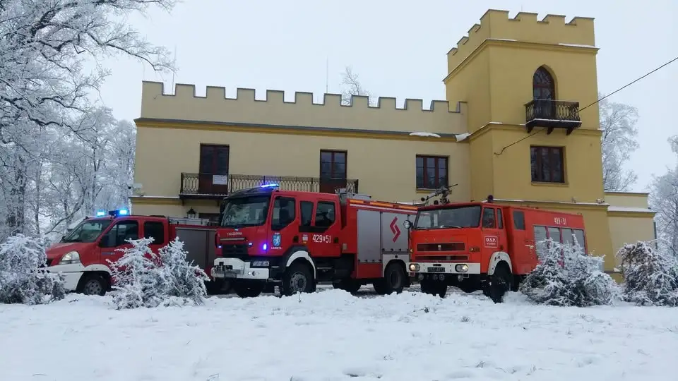 Challenge dla strażaka Kacpra – zrób pompki i wesprzyj rehabilitację
