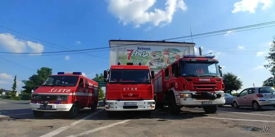 OSP Żychlin sprzedaje Land Rovera Defendera 110 – kultowy terenowy SLOp z 1993 roku