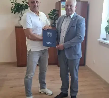 Łanięta: umowa na termomodernizację budynków komunalnych podpisana