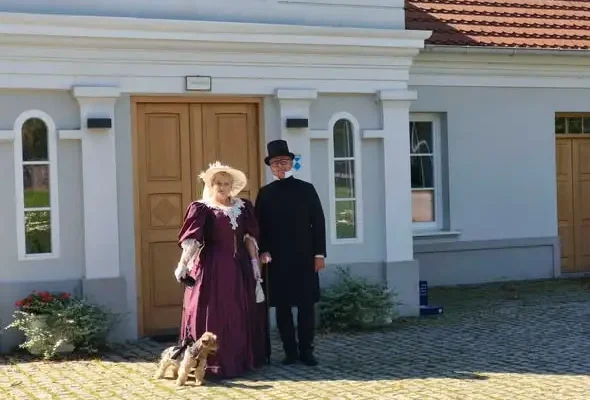 Światowe Dni Turystyki w Leszczynku – historia, kultura i spacer po dworskich terenach