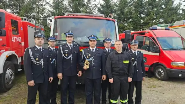 Strażacy z OSP Strzelce na 100-leciu OSP Mniszków i pielgrzymce w Studziennej