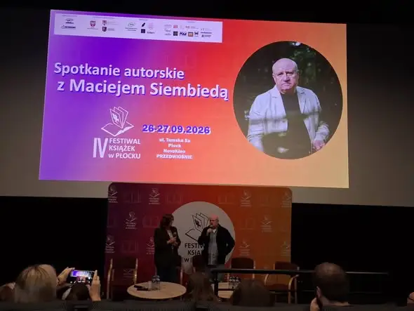 Relacja z IV Festiwalu Książek w Płocku – spotkanie z Maciejem Siembiedą