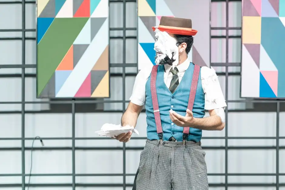 Kutnowski Teatr Amatorski zaprasza na „Damy czy huzary” w ramach Dni Seniora