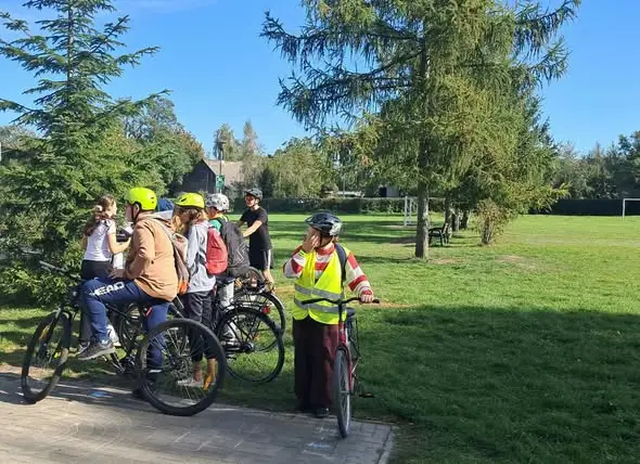 Rowerowa wyprawa uczniów z Gniewkowa do Gniewkowa