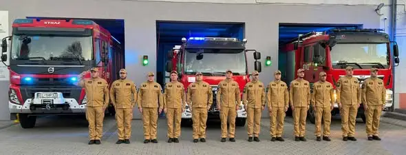 Hołd dla strażaków z Niska — syreny i minuta ciszy w Kutnie