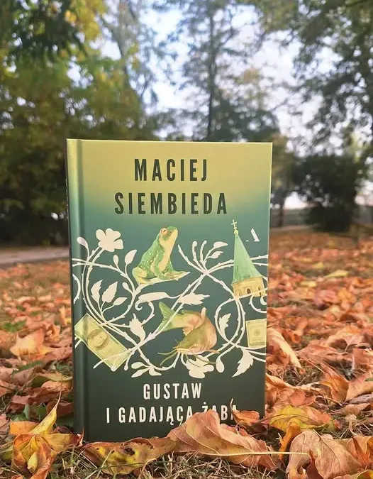 Jesienna lektura w bibliotece w Zychlinie: Maciej Siembieda i jego nowele