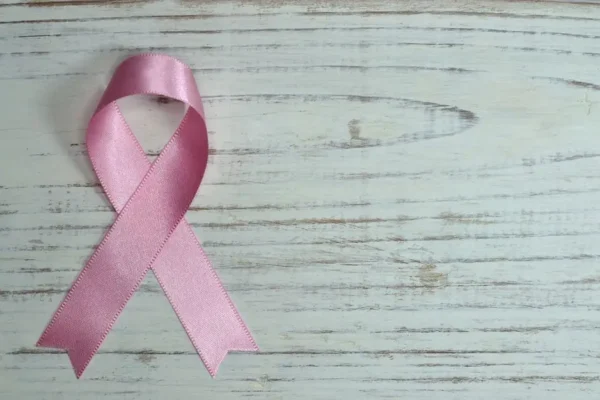 Różowy październik w Gminie Bedlno: bezpłatna mammografia już 24 października