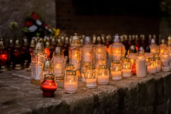 Grobonet w Strzelcach Krajeńskich: wyszukiwarka grobów ułatwi wizyty na cmentarzu przed 1 listopada